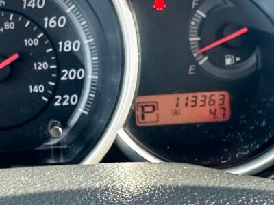 2011 NISSAN VERSA AUTOMATIC NEW SAFETY CLEAN TITLE LOW KM