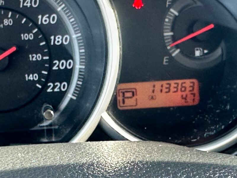 2011 NISSAN VERSA AUTOMATIC NEW SAFETY CLEAN TITLE LOW KM