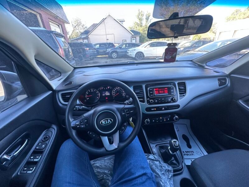 2014 Kia Rondo LX new safety clean title
