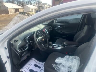 2021 Chevrolet Malibu LT AUTOMATIC NEW SAFETY LOW KM