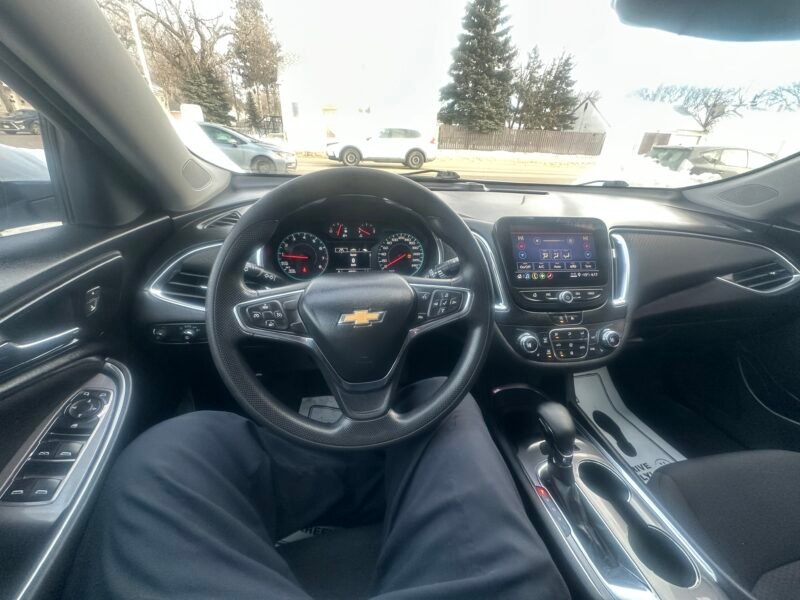 2017 Chevrolet Cruze LT SEDAN AUTOMATIC NEW SAFETY CLEAN TITLE