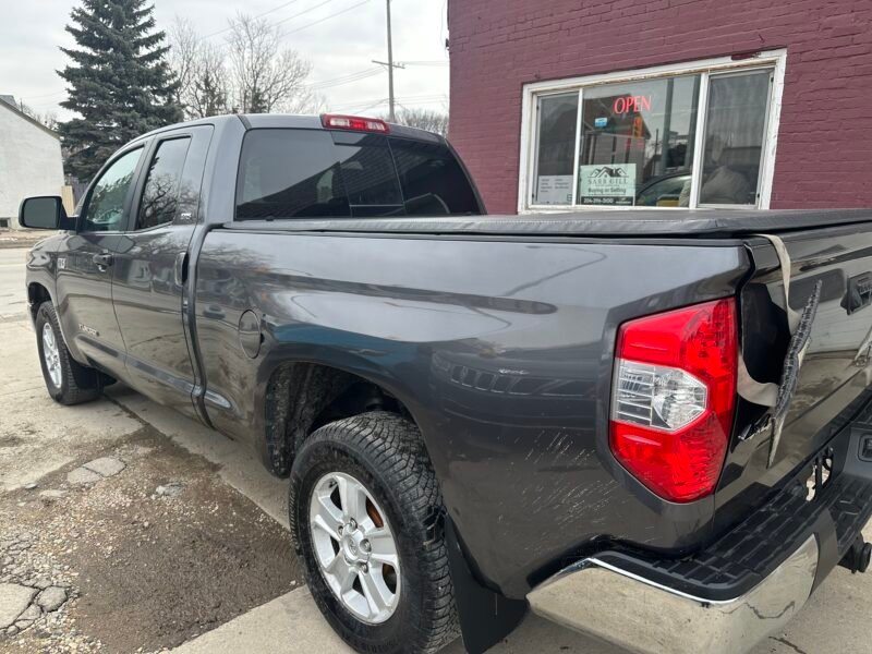 2018 Toyota Tundra SR5 Plus 4x4 NEW SAFETY CLEAN TITLE