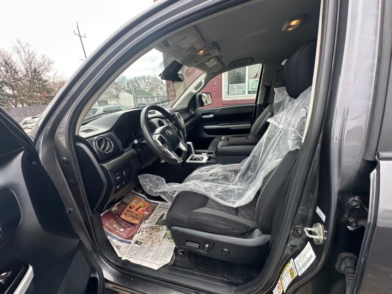 2018 Toyota Tundra SR5 Plus 4x4 NEW SAFETY CLEAN TITLE