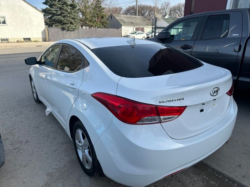 2013 Hyundai Elantra GLS AUTOMATIC NEW SAFETY CLEAN TITLE