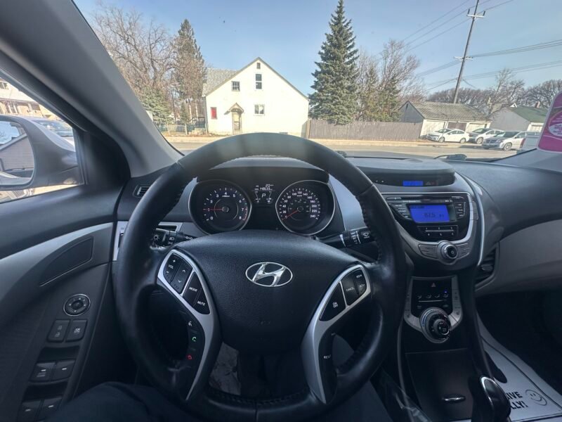 2013 Hyundai Elantra GLS AUTOMATIC NEW SAFETY CLEAN TITLE