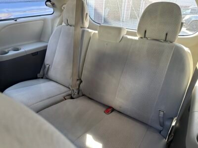 2011 Toyota Sienna LE NEW SAFETY CLEAN TITLE 8 PASSENGER
