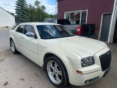 2010 Chrysler 300 Touring SEDAN NEW SAFETY CLEAN TITLE