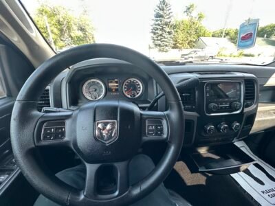 2013 Ram 1500 ST NEW SAFETY CLEAN TITLE LOW KM