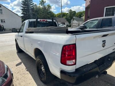 2013 Ram 1500 ST NEW SAFETY CLEAN TITLE LOW KM