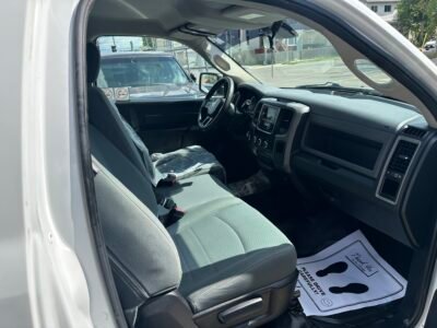 2013 Ram 1500 ST NEW SAFETY CLEAN TITLE LOW KM