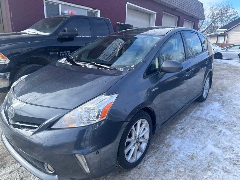 2014 Toyota Prius v Touring LEATHER/SUNROOF/NAVIGATION