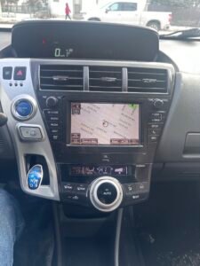 2014 Toyota Prius v Touring LEATHER/SUNROOF/NAVIGATION