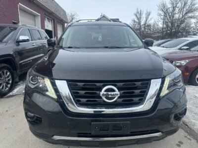 2019 Nissan Pathfinder SL NEW SAFETY CLEAN TITLE 7 PASSENGERS