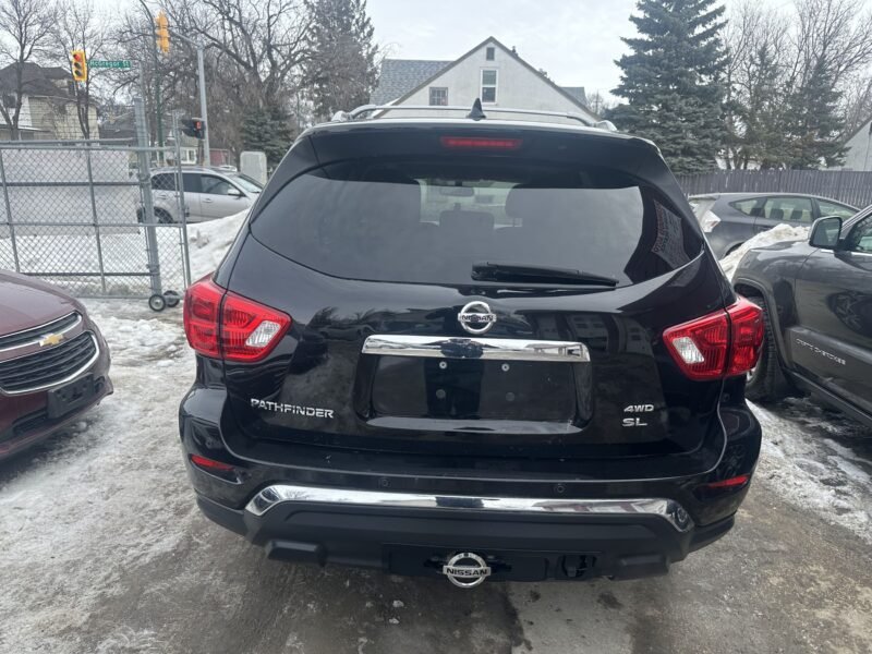 2019 Nissan Pathfinder SL NEW SAFETY CLEAN TITLE 7 PASSENGERS