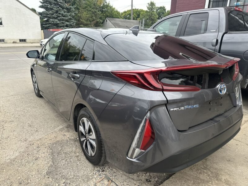 2018 PRIUS PRIME NEW SAFETY CLEAN TITLE