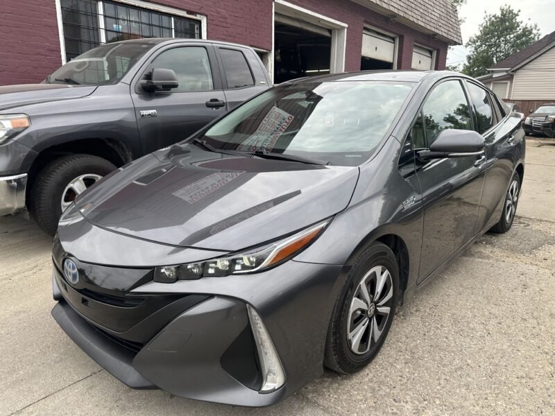 2018 PRIUS PRIME NEW SAFETY CLEAN TITLE